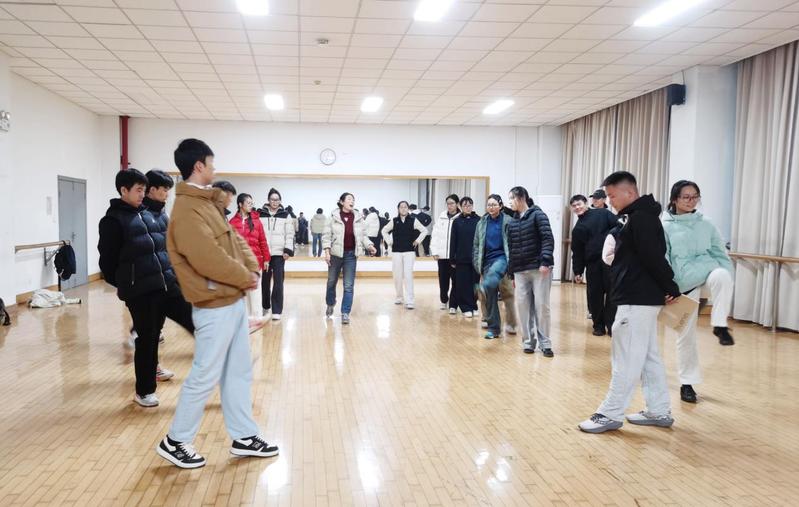 我院开展教资面试专项辅导 助力...