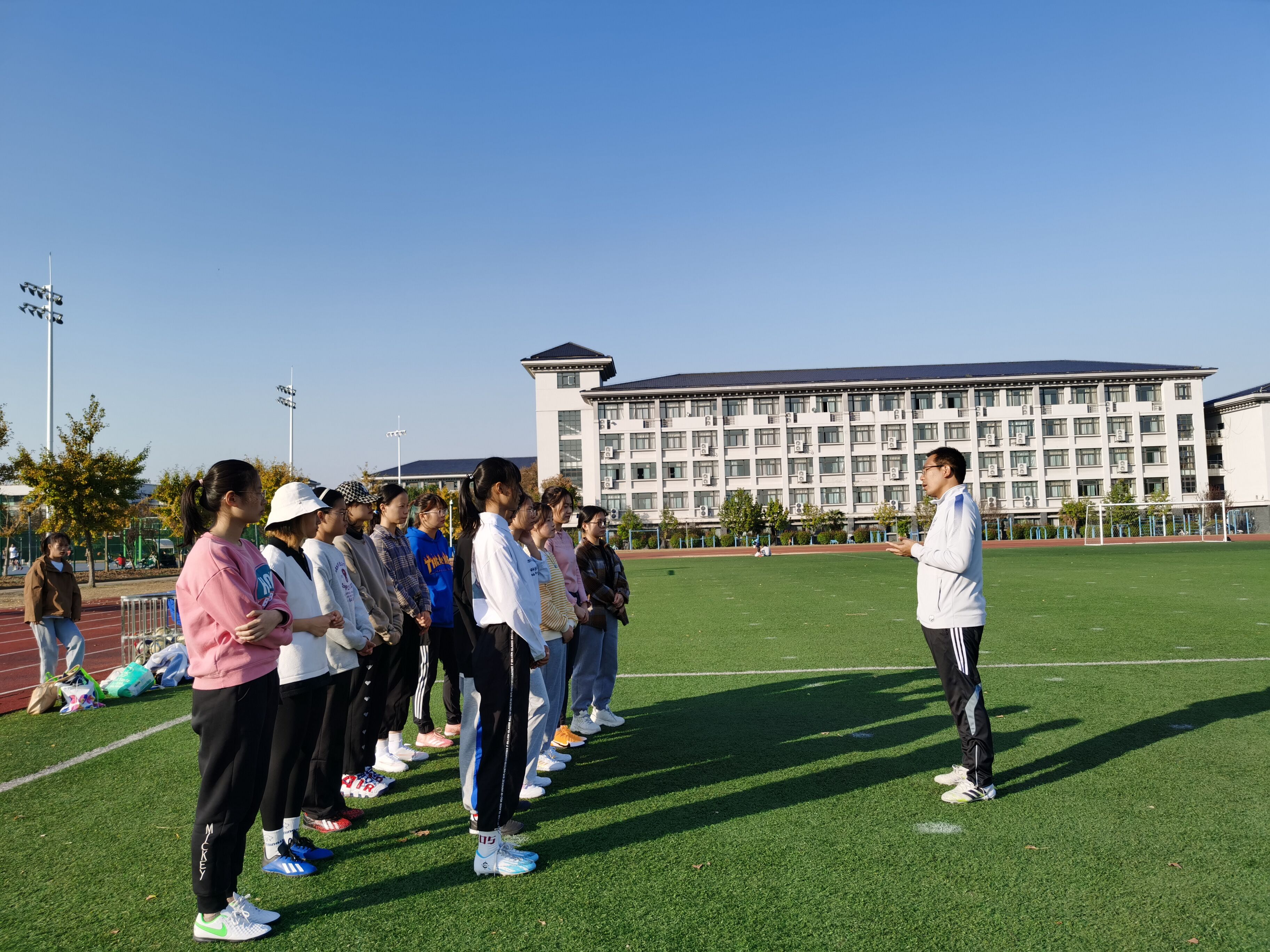 南京曉莊學院女子足球隊正式成立